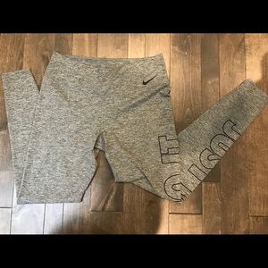 NWOT Nike Just Do It Leggings